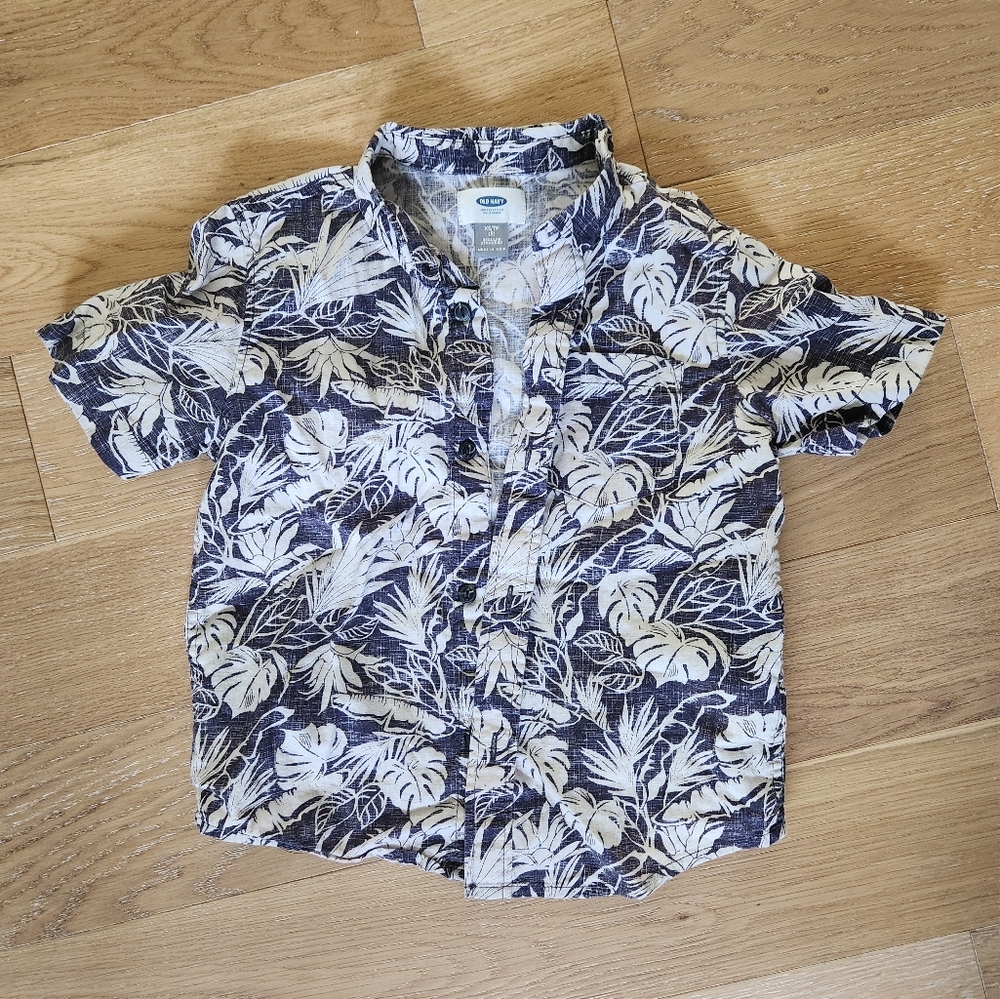 OLD NAVY | Button down shirt